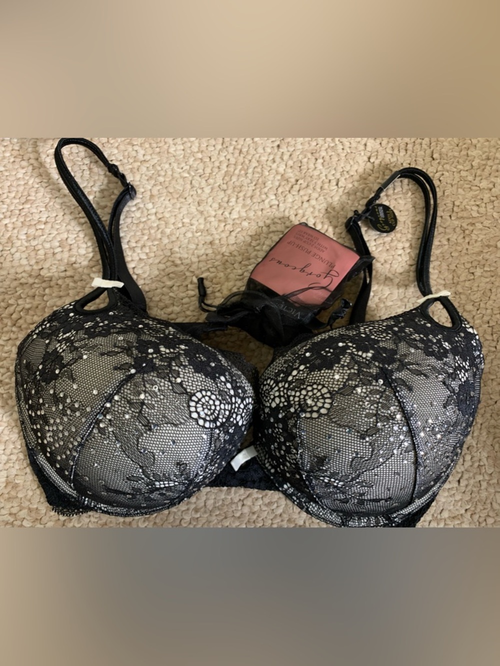 NWT Victoria's Secret Black Lace Push-Up Bra